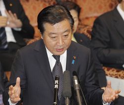 自民党と民主党の違いを問われて出てきた言葉は……（c）時事