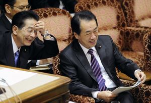 余裕なのか、ヤケなのか……（C）時事