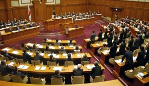  大阪市議会は橋下市長の辞職に同意せず……　（C）時事
