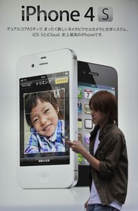 iPhoneは携帯電話に革命を起こした（c）PANA