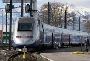 フランスの新幹線、TGVも間引き運転（C）AFP=時事