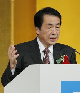 財政でも外交でも鳩山路線との決別を狙うが……（外交演説を行なう菅首相）（c）時事