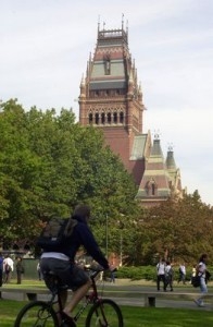  名門・ハーバード大学も揺れている　（Ｃ）AFP＝時事