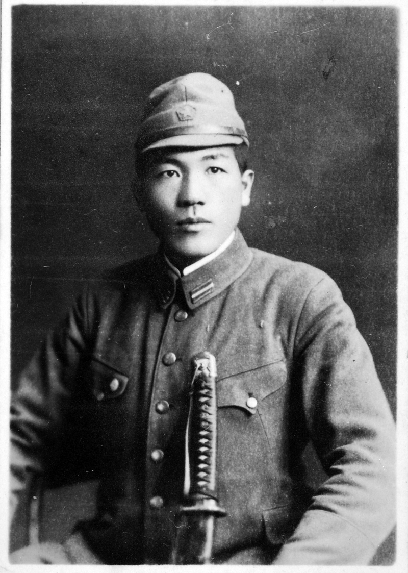 沖縄戦」指揮官と遺族の往復書簡――「どうして、あんなに早く」夫