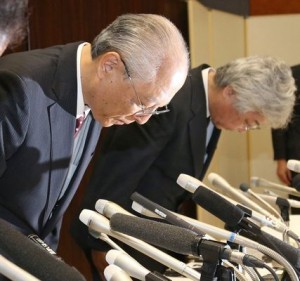  朝日新聞社は遅まきながら記事を取り消し、木村伊量社長が謝罪したが……　（C）時事